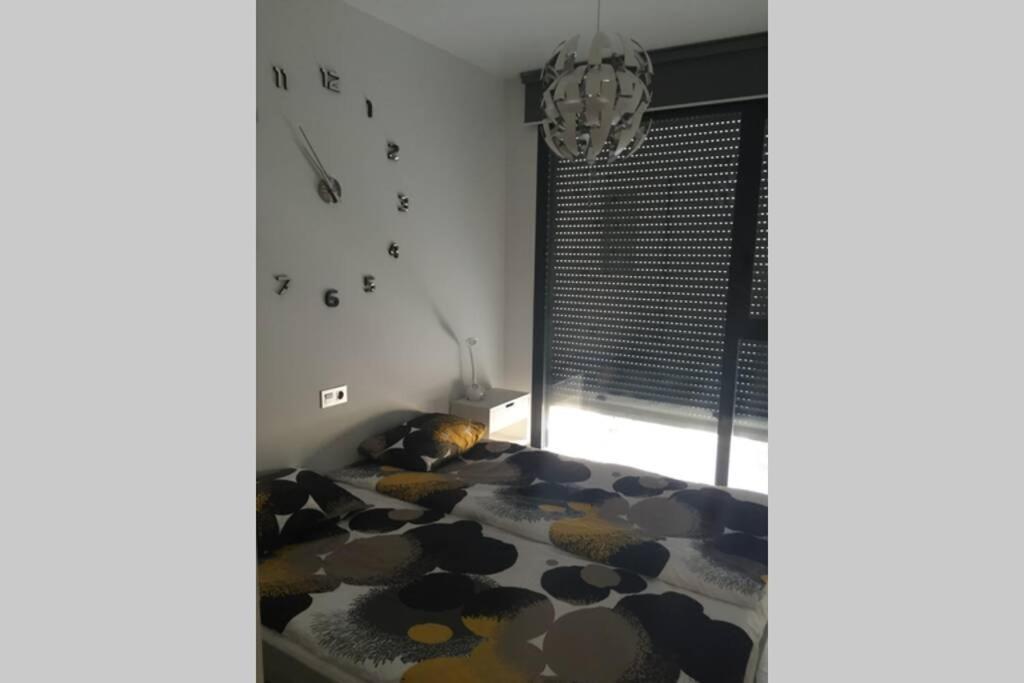 Sun Terrace Apartment ตอร์เรเวียคา ภายนอก รูปภาพ