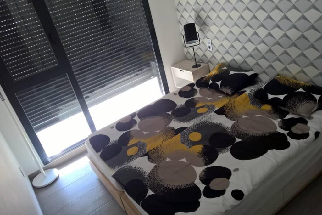 Sun Terrace Apartment ตอร์เรเวียคา ภายนอก รูปภาพ